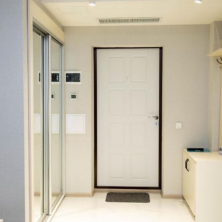 Жк «Сонячний Квартал» Apartment Solociîn Exterior foto