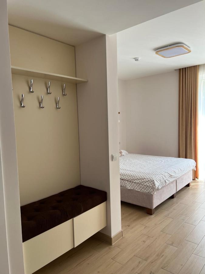 Жк «Сонячний Квартал» Apartment Solociîn Exterior foto