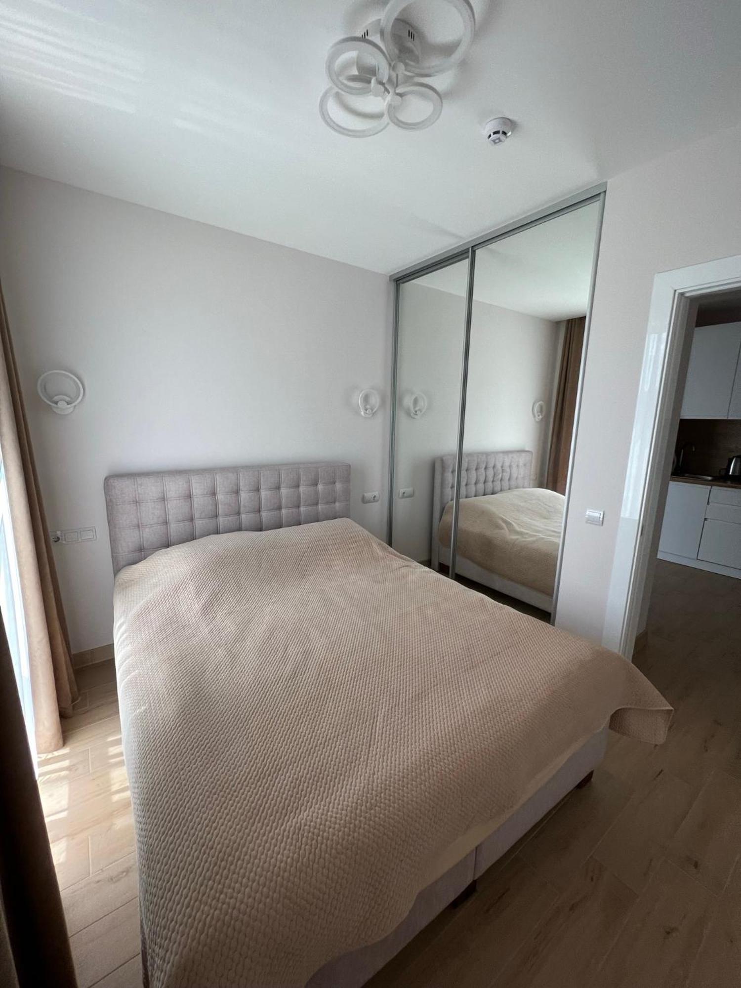 Жк «Сонячний Квартал» Apartment Solociîn Exterior foto